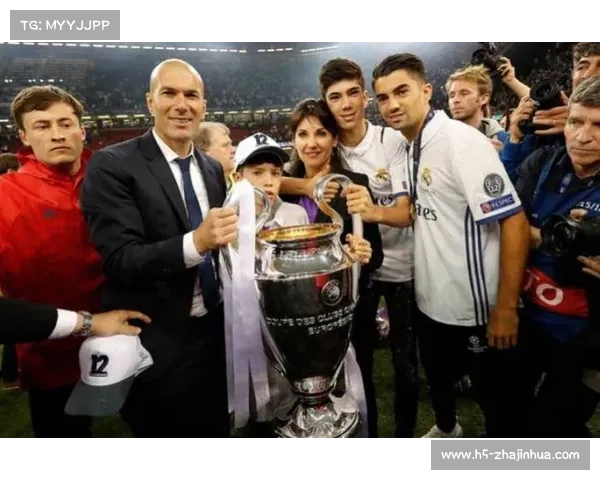 从齐达内到阿韦洛亚，解析皇马危机时刻信任“自己人”的俱乐部文化